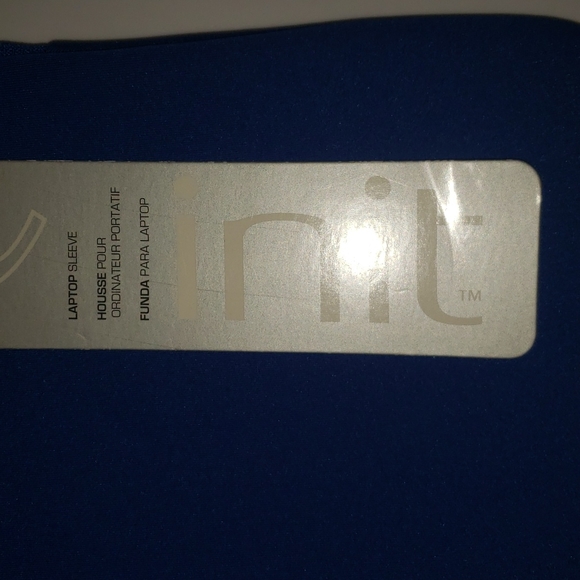 Init Laptop Sleeve - Picture 2 of 4